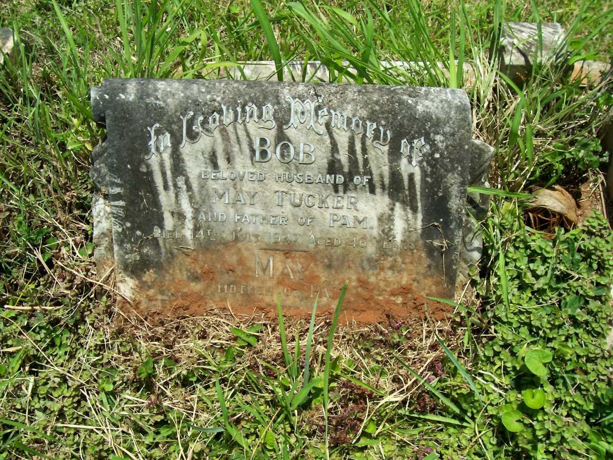 TUCKER Bob 1901-1947 &amp; May -1969