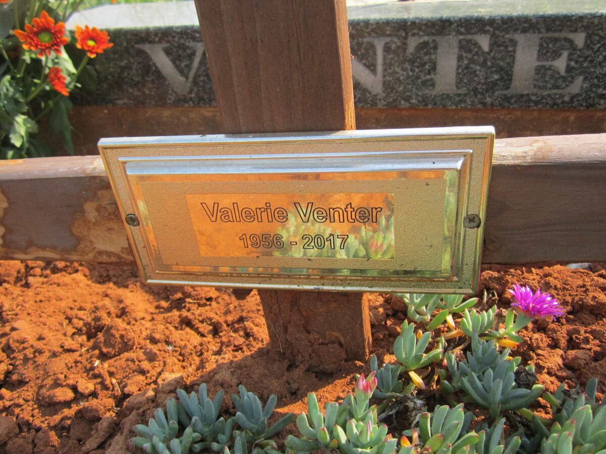 VENTER Valerie 1956-2017