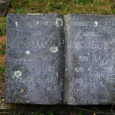 VERMEULEN Margaritha M.E. nee ROOS 1885-1962 :: HAARHOFF  Nickolaas F. 1917-1960