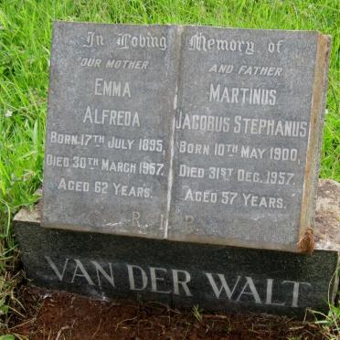 WALT Martinus Jacobus Stephanus, van der 1900-1957 &amp; Emma Alfreda 1895-1957