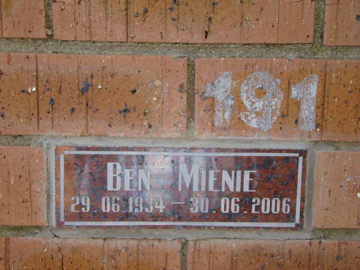 MIENIE Ben 1934-2006
