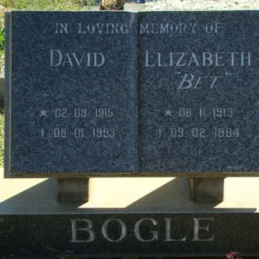 BOGLE David 1915-1993 &amp; Elizabeth 1913-1984