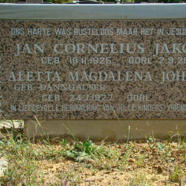 EICKER Jan Cornelius Jakobus 1925-2001 &amp; Aletta Magdalena Johanna DANNHAUSER 1927-