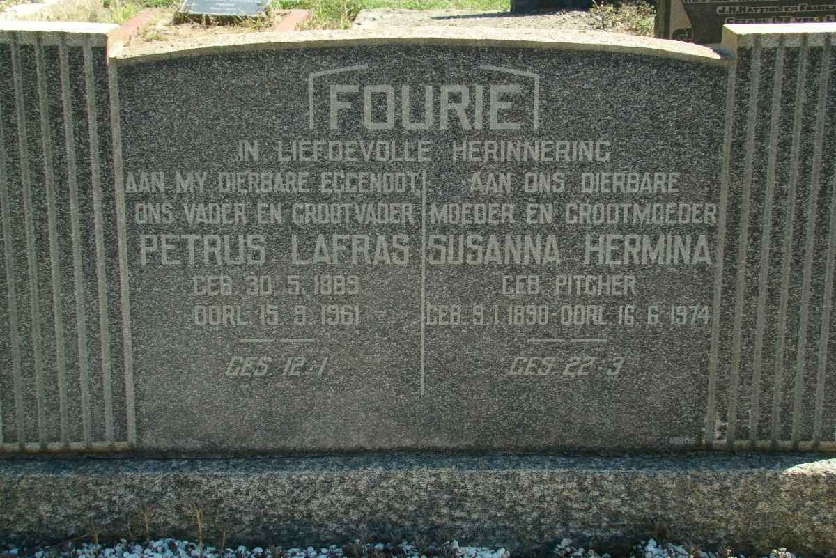 FOURIE Petrus Lafras 1889-1961 &amp; Susanna Hermina PITCHER 1890-1974
