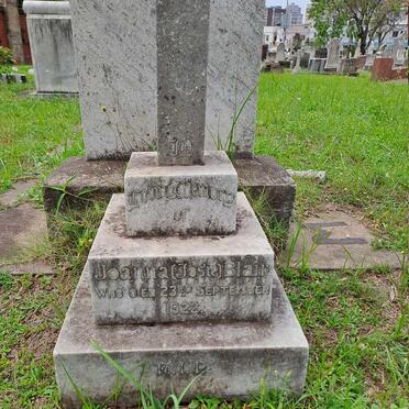 B - Vanne :: Surnames - B