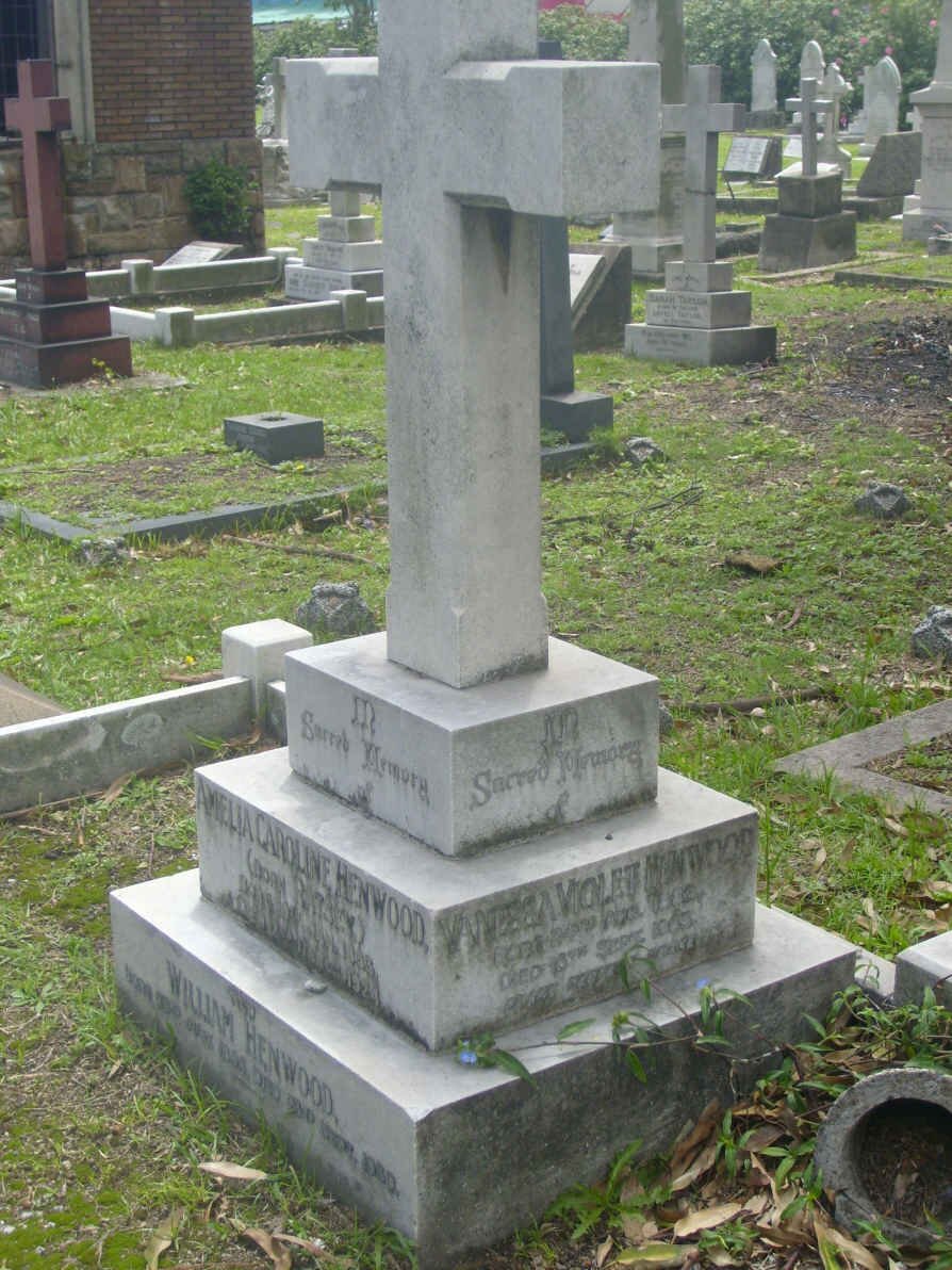 HENWOOD Vanessa Violet 1882-1963