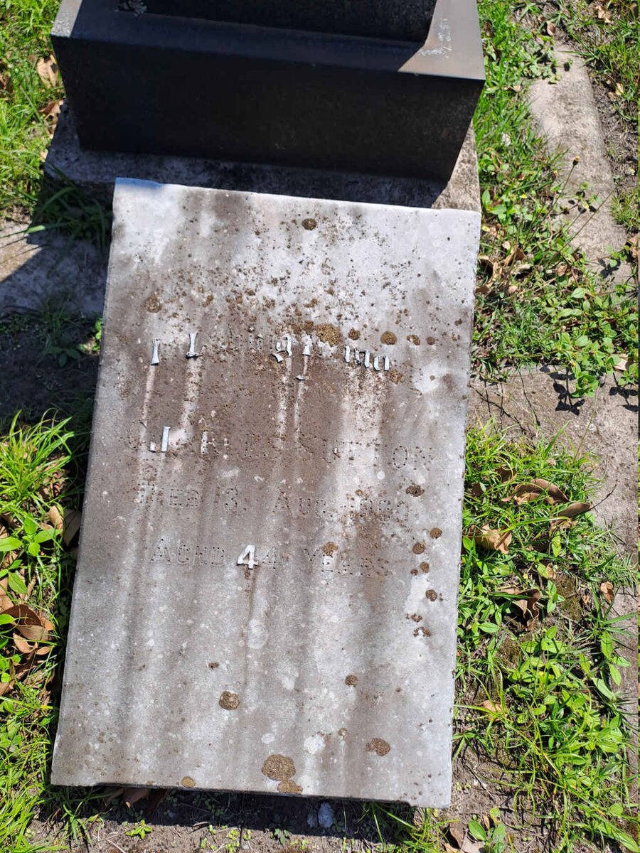 SUTTON Charles -1980