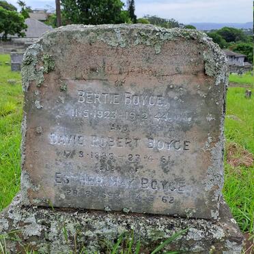 BOYCE David Robert 1883-1961 :: BOYCE Esther May 1893-1962 :: BOYCE Bertie 1923-1944