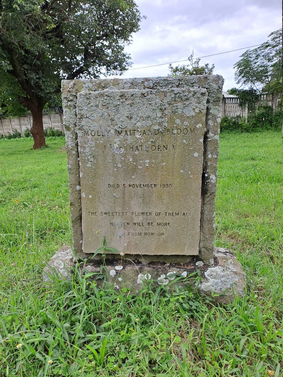 BLOOM Molly Maitland nee HATHORN -1990