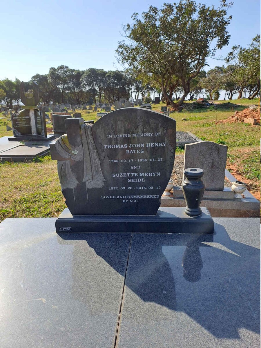 BATES Thomas John Henry 1968-1995 :: SIEDEL Suzette Meryn 1972-2015