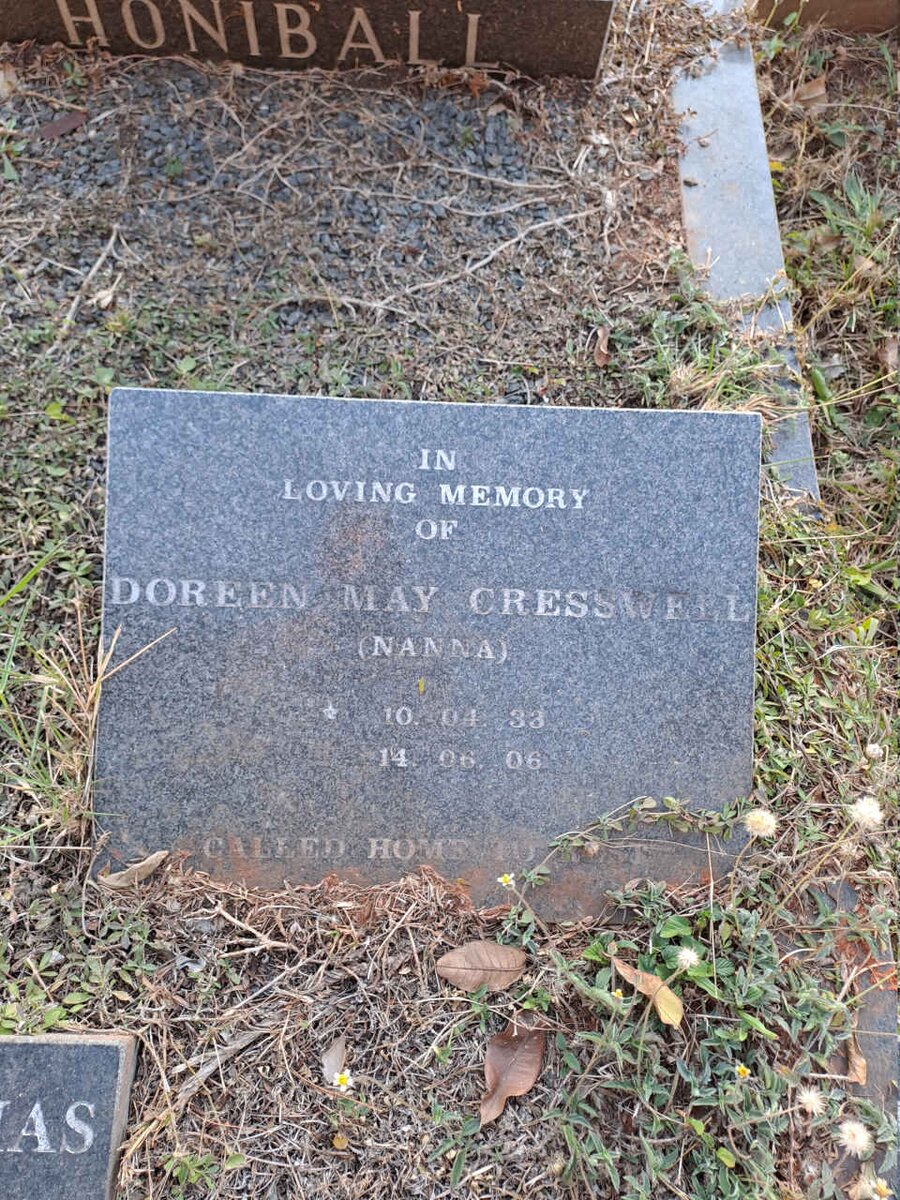 CRESSWELL Doreen May 1933-2006
