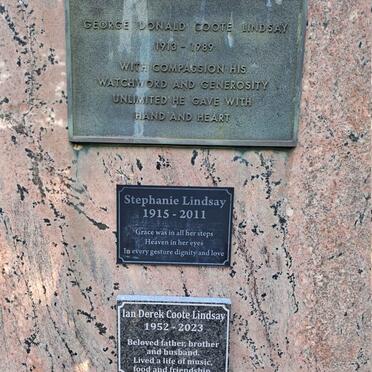 LINDSAY George Donald Coote 1913-1989 :: LINDSAY Stephanie 1915-2011 :: LINDSAY Ian Derek Coote 1952-2023