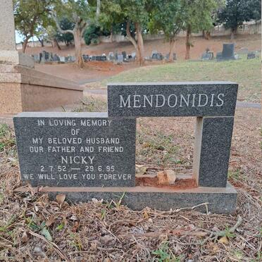 MENDONIDIS Nicky 1952-1995