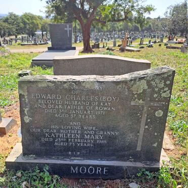 MOORE Edward Charles -1971 & Kathleen Mary -1988