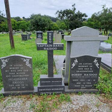 N-Surnames :: Vanne-N