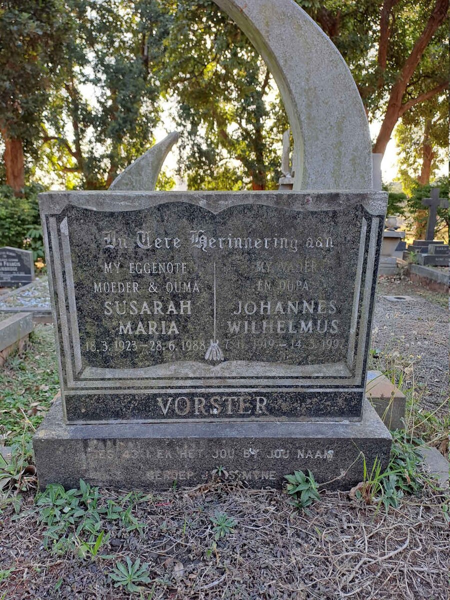 VORSTER Johannes Wilhelmus 1919-1997 & Susarah Maria 1923-1988