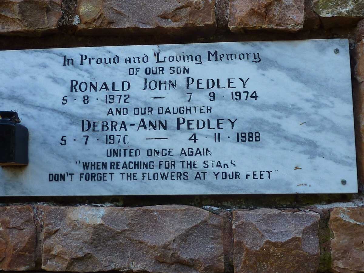 PEDLEY Ronald John 1972-1974 :: PEDLEY Debra-Ann 1970-1988