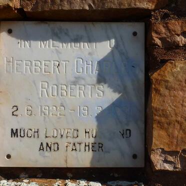 R - Vanne :: Surnames - R