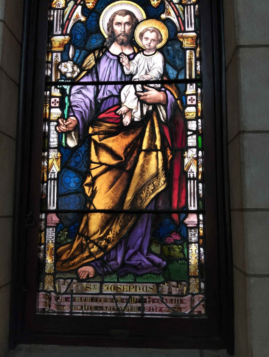 5. In memory of Mr E. SNELL