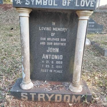 STRYDOM John Antonio 1969-1992