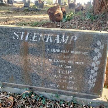 STEENKAMP Flip 1929-1996