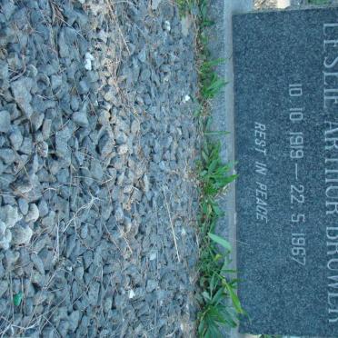 BRUWER Leslie Arthur 1919-1967