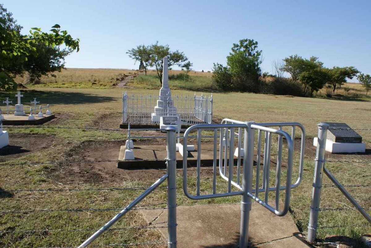 02. Entrance to Clouster Garden, Colenso