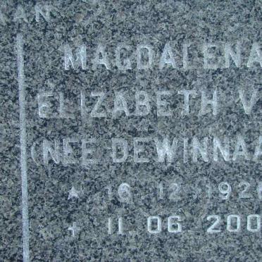 LUNDIE Magdalena Elizabeth V.H. nee DE WINNAAR 1926-2001