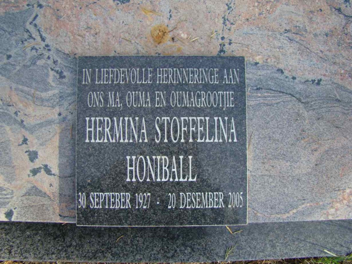 HONIBALL Hermina Stoffelina 1927-2005