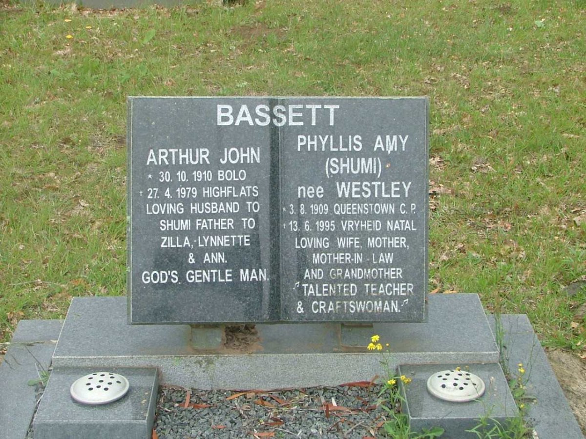 BASSETT Arthur John 1910-1979 &amp; Phyllis Amy WESTLEY 1909-1995