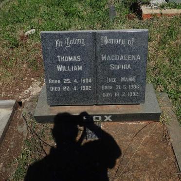 BOX Thomas William 1904-1982 &amp; Magdalena Sophia MANN 1906-1992