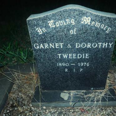 TWEEDIE Garnet &amp; Dorothy 1890-1976