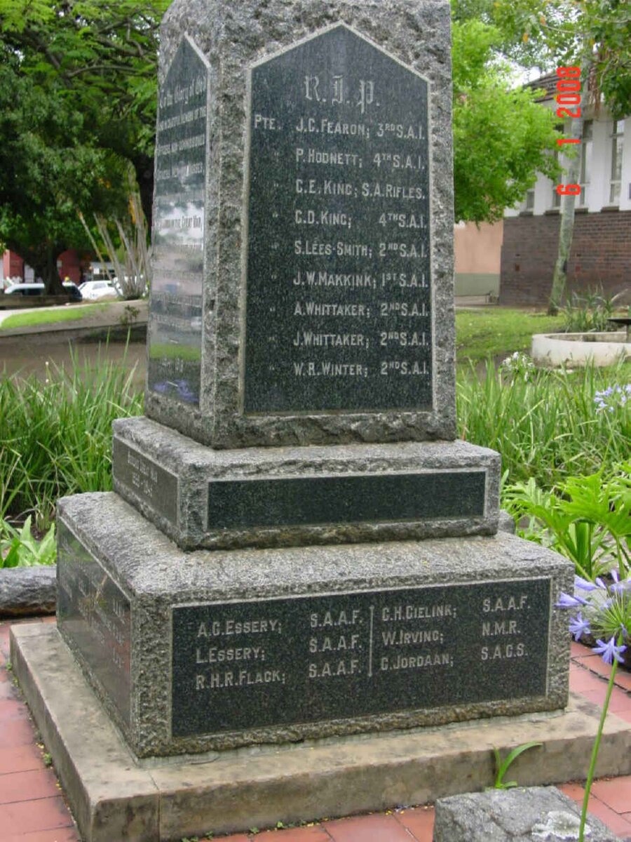 5. People who died in the district 1914-1918 &amp; 1939-1945