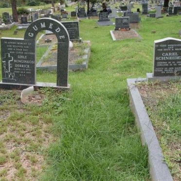 GUMEDE Sihle Bonginkosi Derrick 1970-1995 :: SCHNEIDER Carel ?1965-1990?