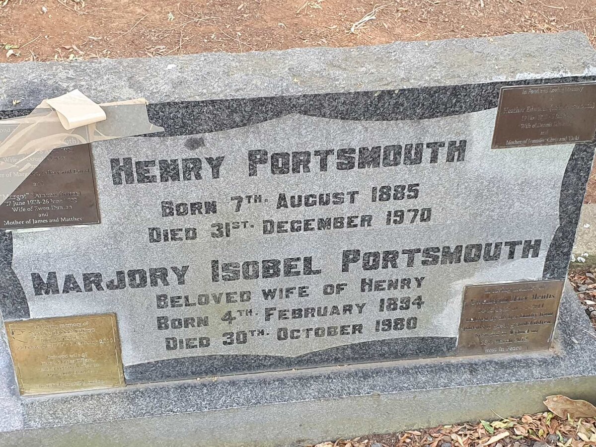 PORTSMOUTH Henry 1885-1970 &amp; Marjory Isobel 1894-1980