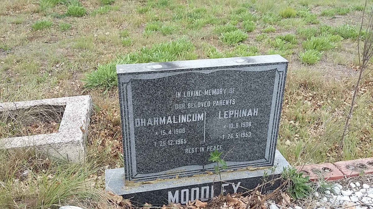 MOODLEY Dharmalincom 1900-1965 &amp; Lephinah 1908-1953