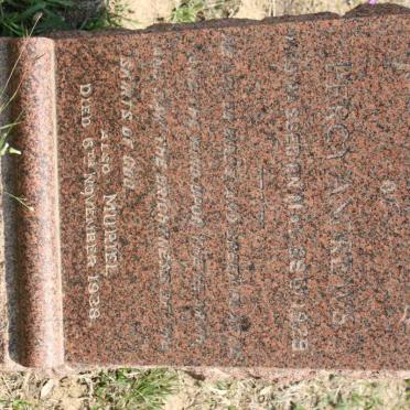 ANDREWS Percy -1929 &amp; Muriel 193?