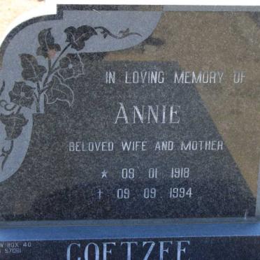 COETZEE Annie 1918-1994