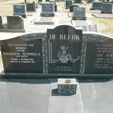 KLERK Gert Jacobus, de 1910-1968 &amp; Magdalena Petronella TRUTER 1919-1991