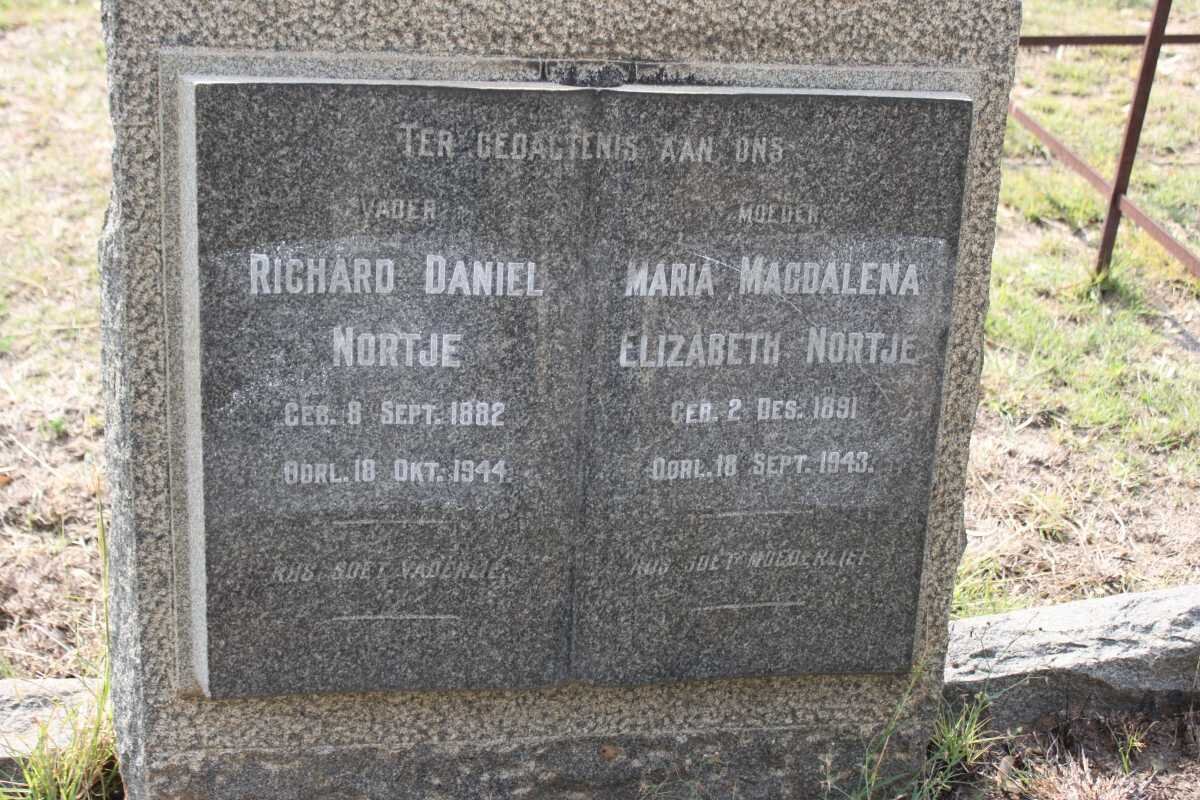 NORTJE Richard Daniel 1882-1944 &amp; Maria Magdalena Elizabeth 1891-1943