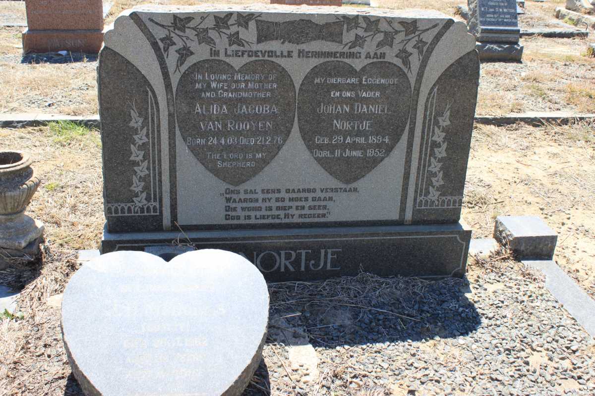 NORTJE Johan Daniel 1894-1952 &amp; Alida Jacoba van Rooyen 1903-1976 :: NICHOLLS J.H. -1962