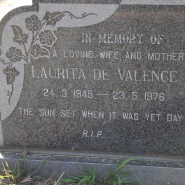 VALENCE Laurita, de 1945-1976