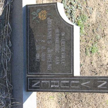 V - Vanne :: Surnames - V