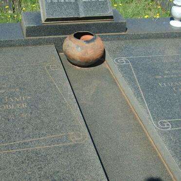 GROBLER John James 1923- &amp; Elizabeth Ann 1920-1990