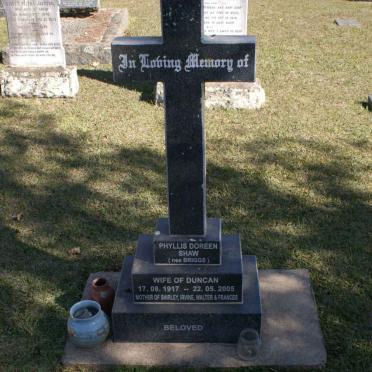 SHAW Phyllis Doreen nee BRIGGS 1917-2005