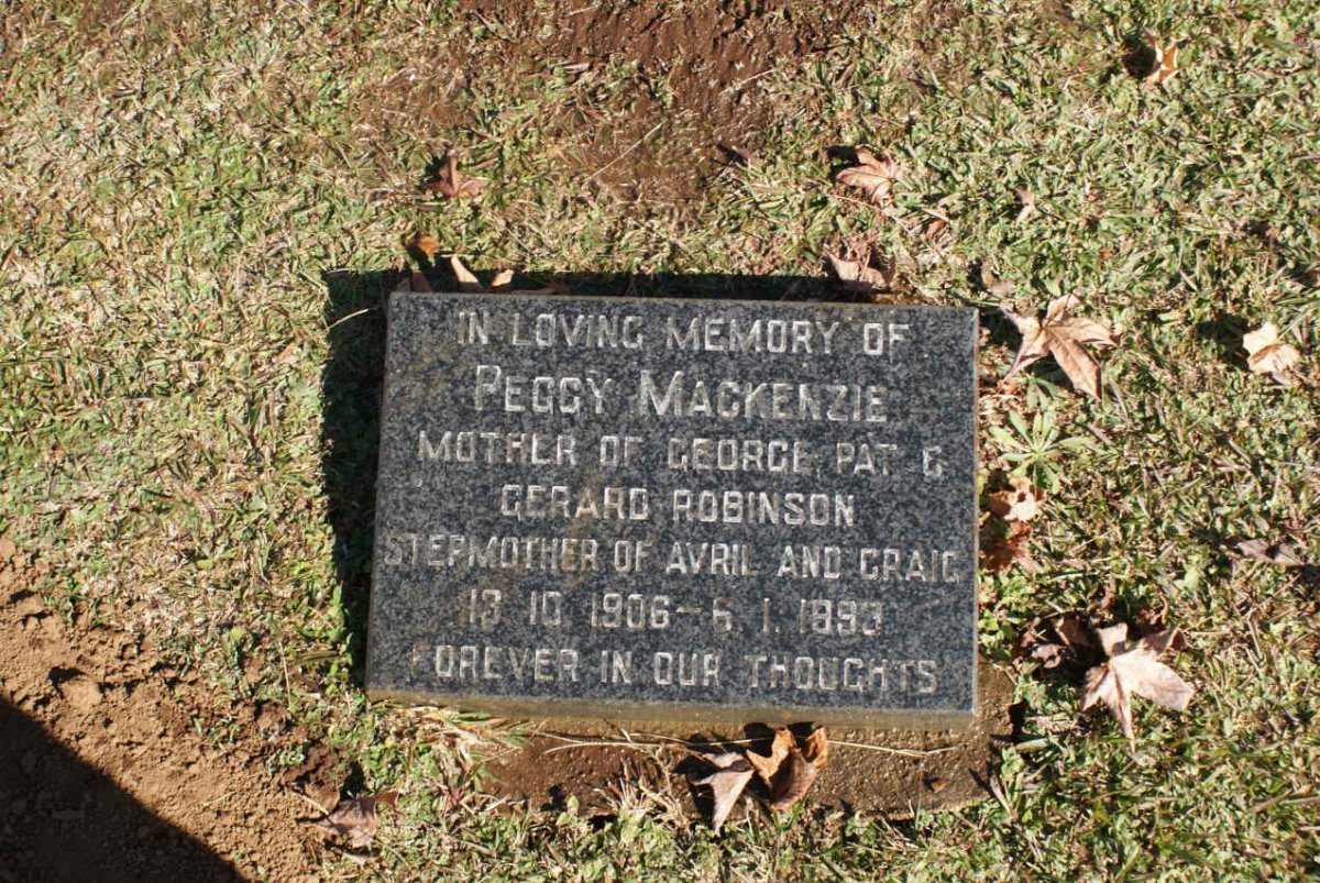 MACKENZIE Peggy 1906-1993