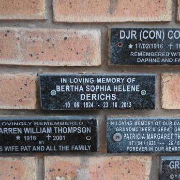 Kwazulu-Natal, MARGATE, Margate Retirement Village, North Drive, Wall of remembrance