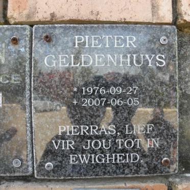 GELDENHUYS Pieter 1976-2007