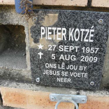 KOTZÉ Pieter 1957-2009