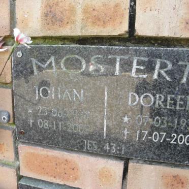 MOSTERT Johan 1929-2009 &amp; Doreen 1937-2008